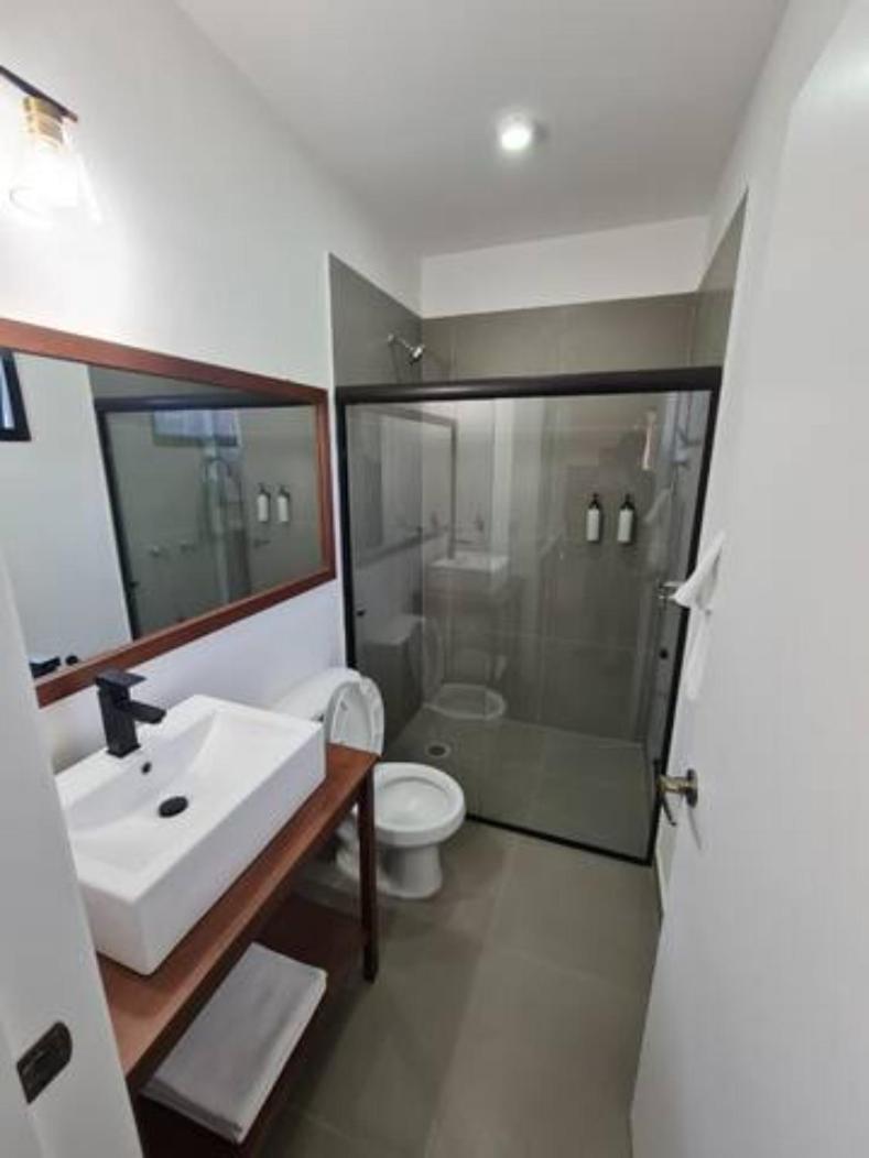 Urban Justo Sierra Aparthotel Guadalajara Bagian luar foto
