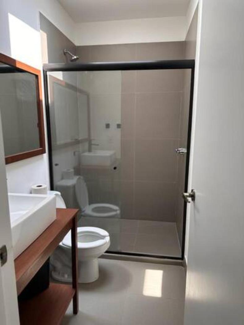 Urban Justo Sierra Aparthotel Guadalajara Bagian luar foto