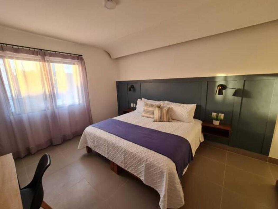 Urban Justo Sierra Aparthotel Guadalajara Bagian luar foto